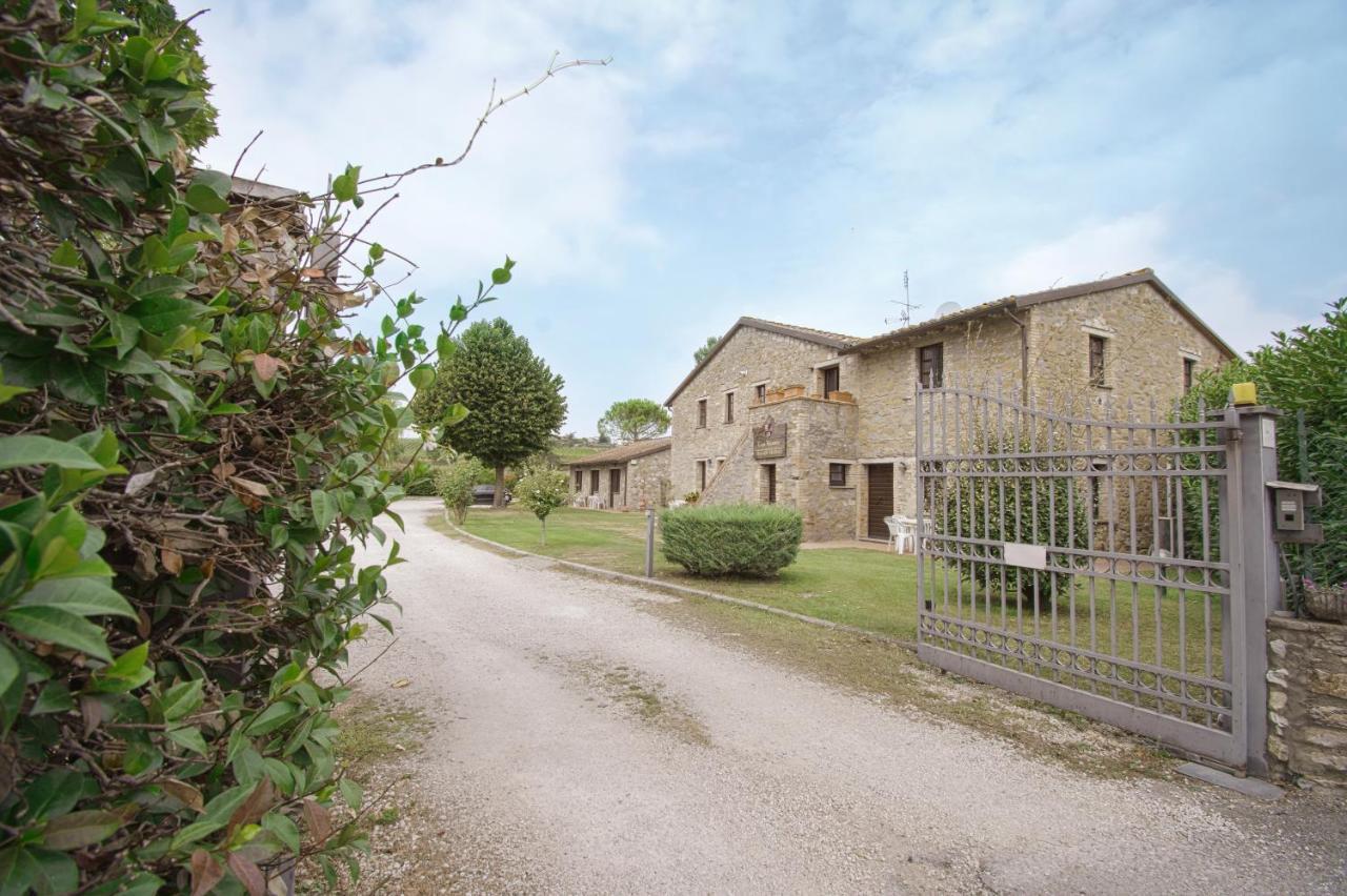 Casa Vacanze Vecchio Granaio Magione Exterior photo