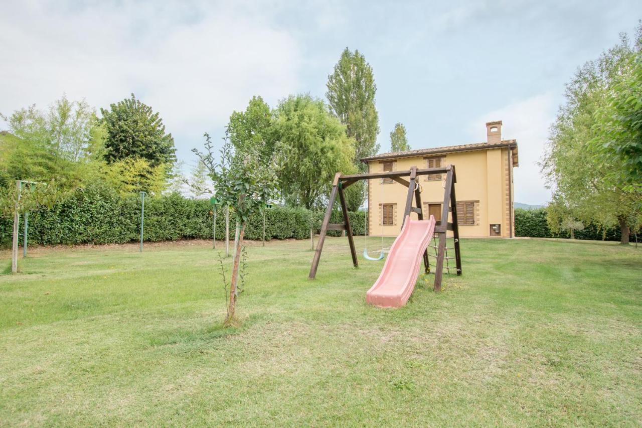 Casa Vacanze Vecchio Granaio Magione Exterior photo